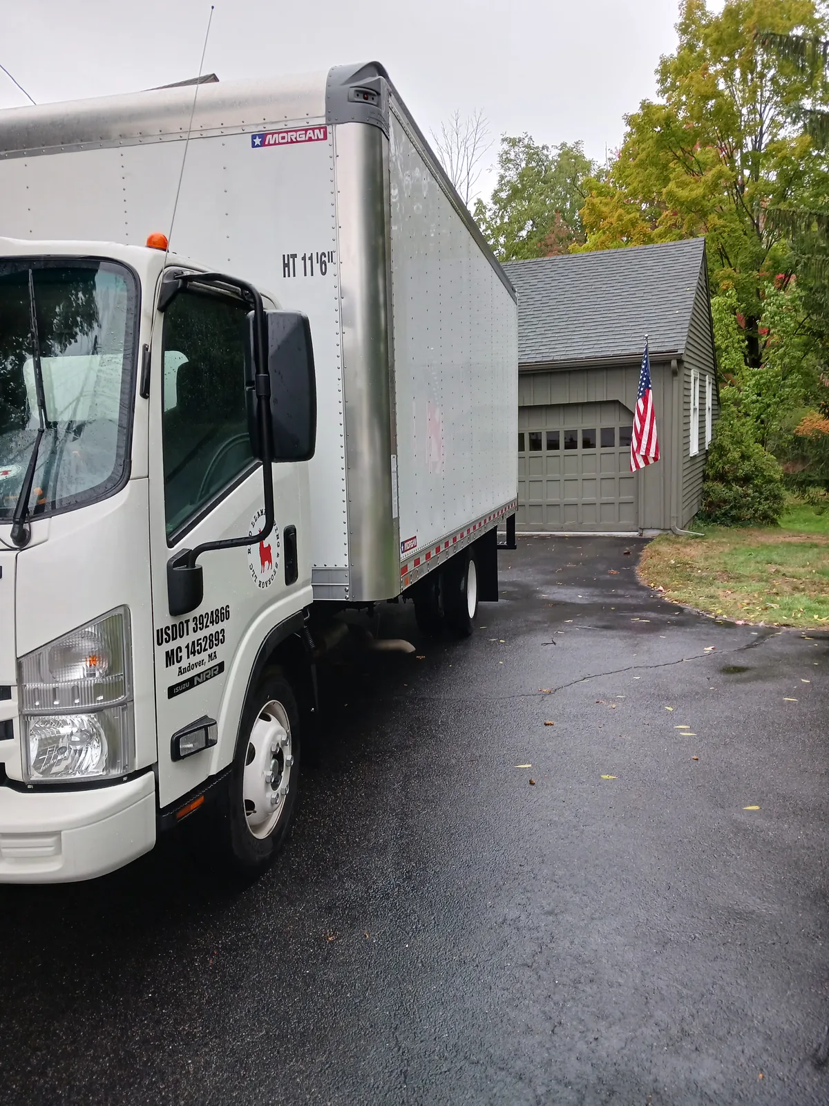 Red Llama Moving crew and equipment prepared for a Tewksbury move.